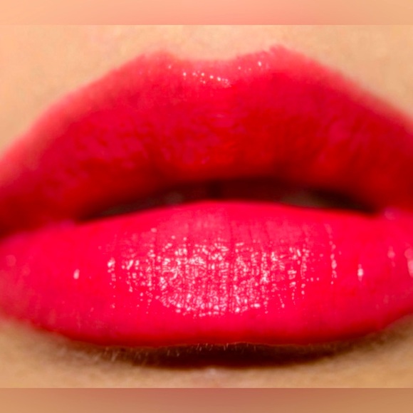 Pat McGrath Labs Lip Fetish Divinyl Lip Shine- Electric Lotus - Picture 5 of 15